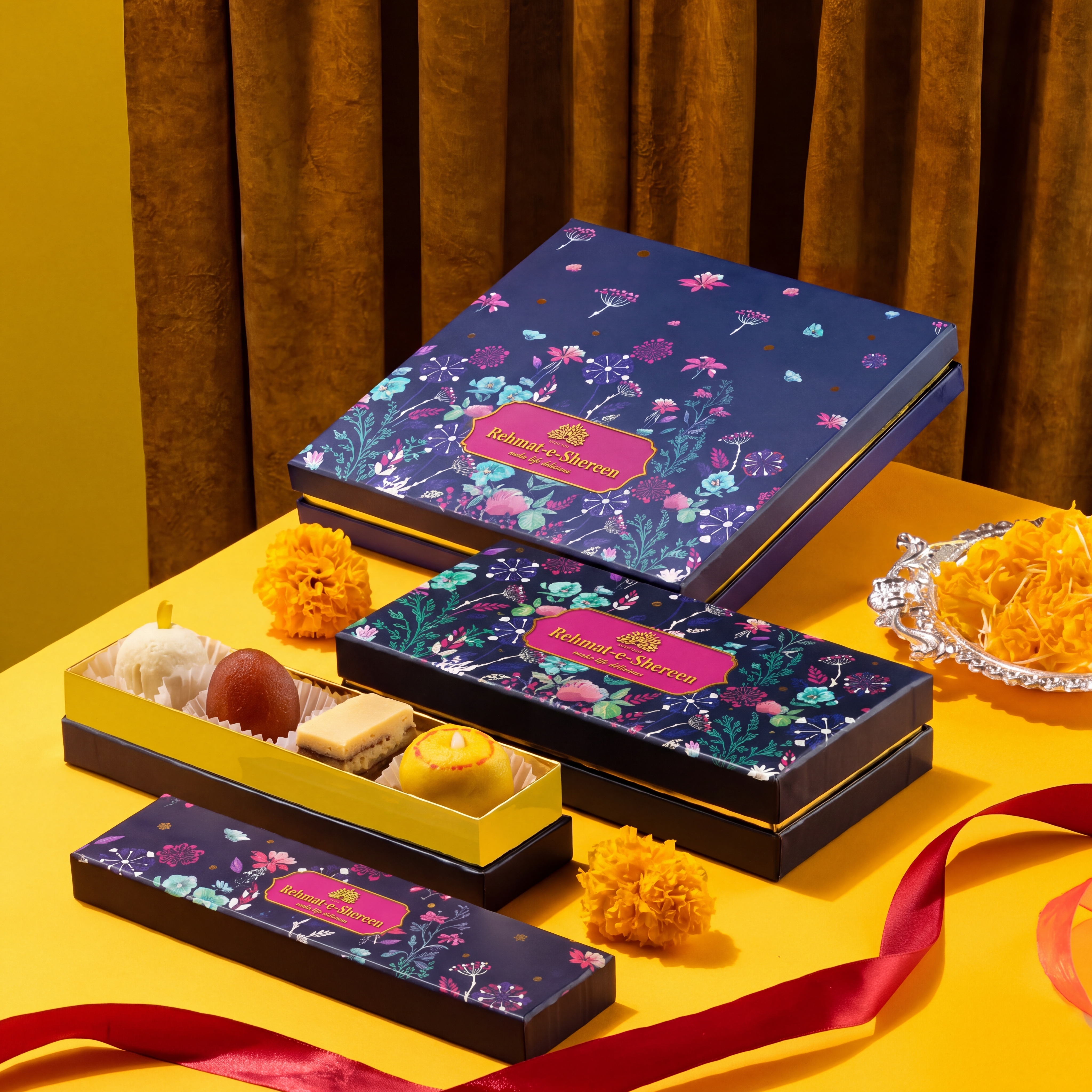 Luxury Rehmat-e-Shereen gift box arrangement